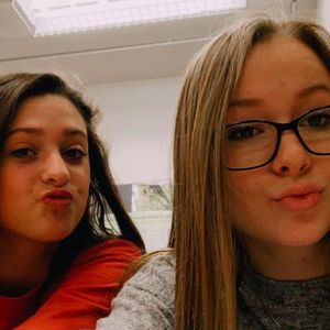 Meet your Posher, Chloe